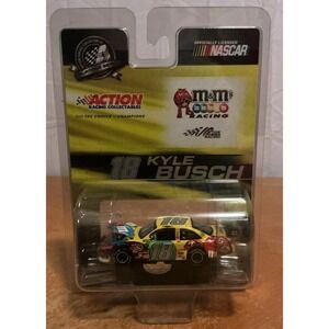 2008 Kyle Busch #18 M&M's COT 1/64 Nascar Action Platinum Series Diecast NEW